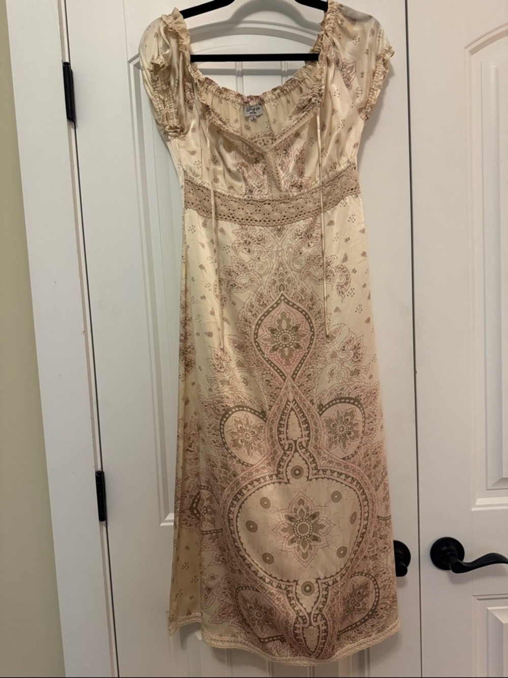 Cream Paisley Print Midi Dress